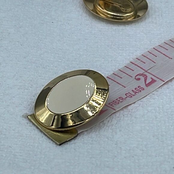 Vintage Vera May for JCP 1980’s clip earrings - Picture 5 of 6